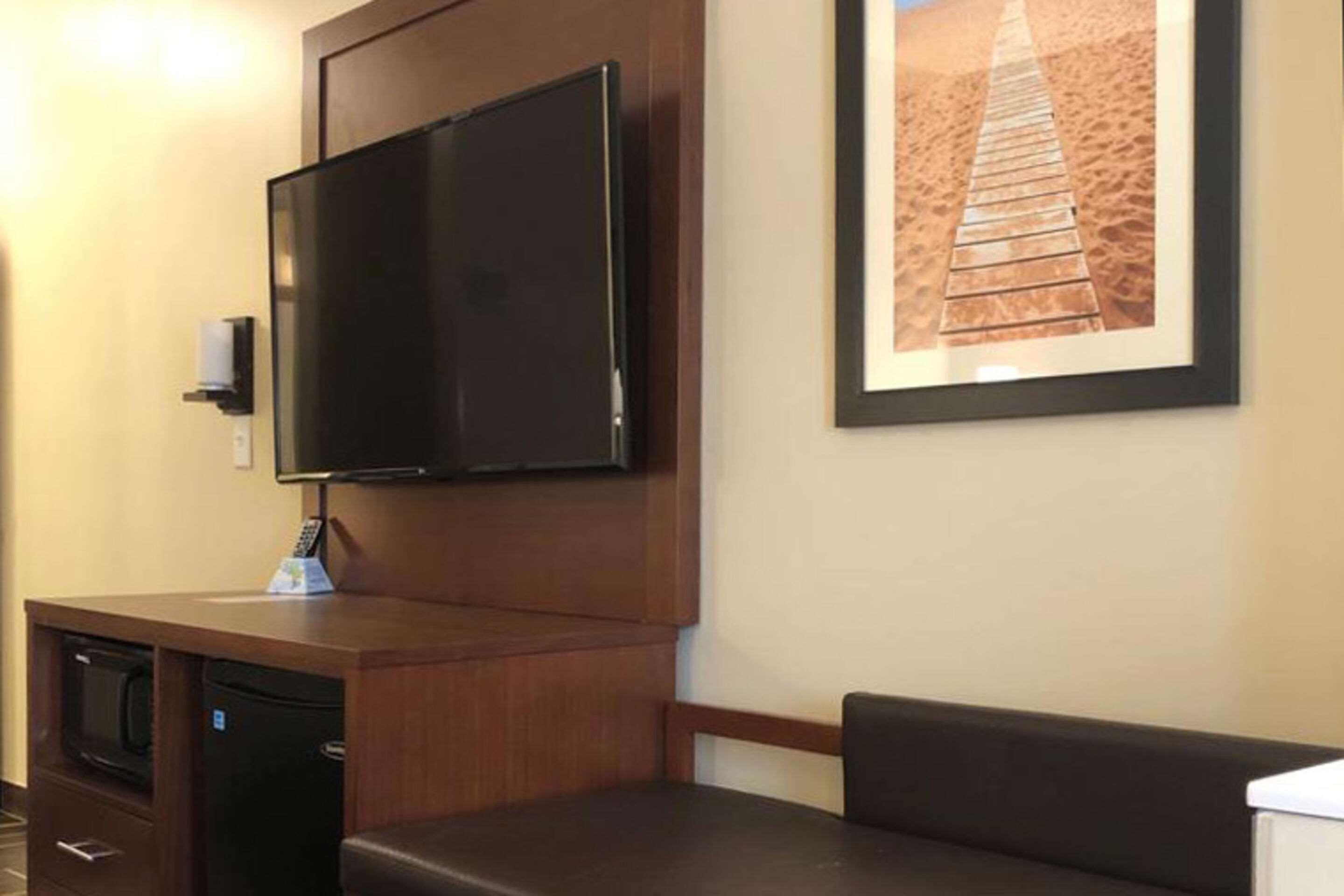 ג'קסונוויל Comfort Suites Near Camp Lejeune מראה חיצוני תמונה
