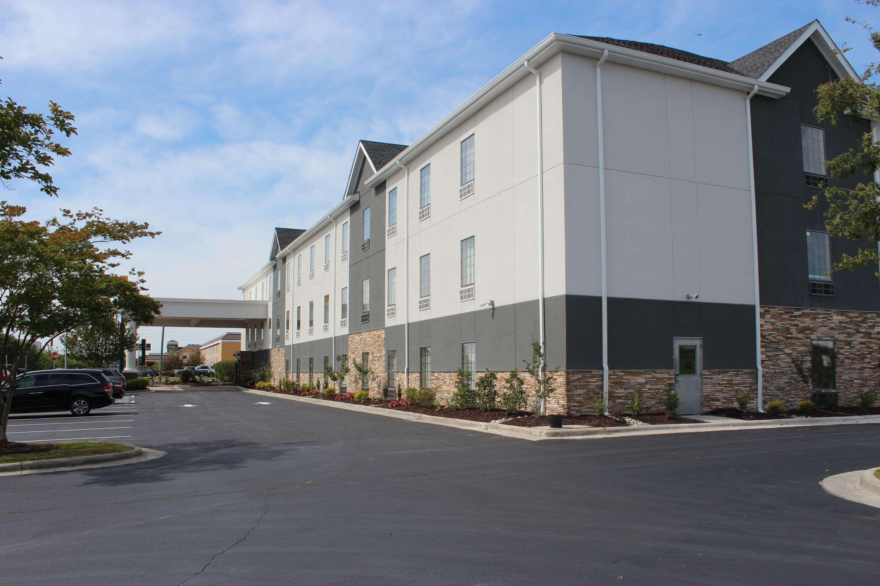 ג'קסונוויל Comfort Suites Near Camp Lejeune מראה חיצוני תמונה