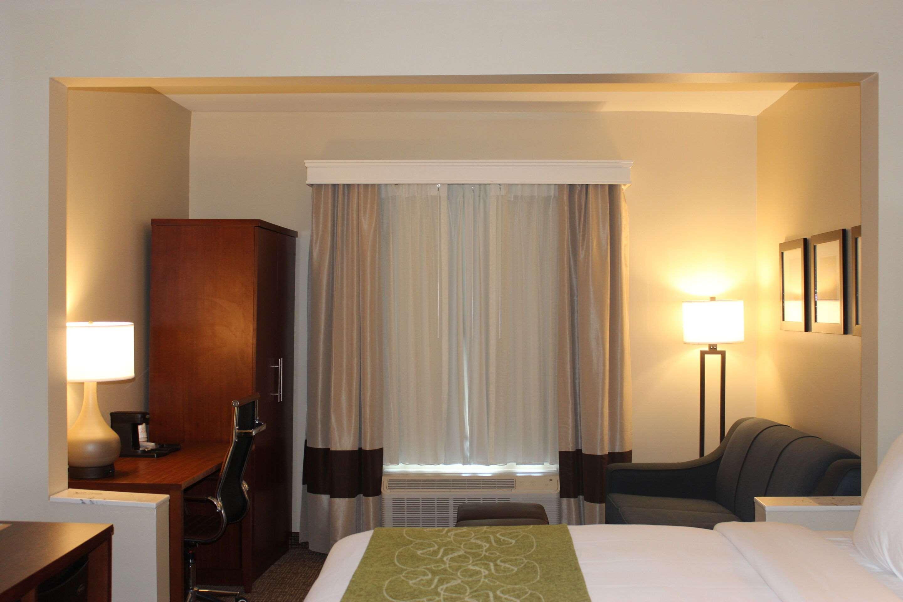 ג'קסונוויל Comfort Suites Near Camp Lejeune מראה חיצוני תמונה