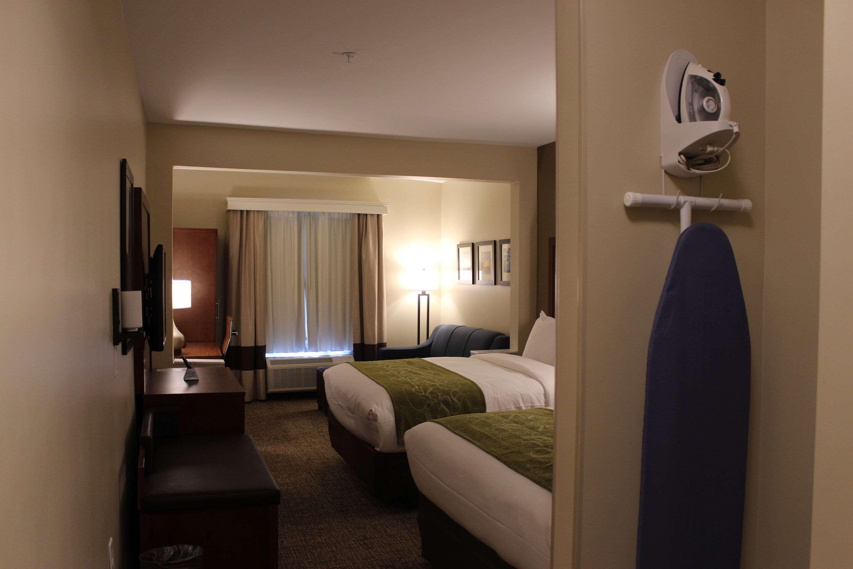 ג'קסונוויל Comfort Suites Near Camp Lejeune מראה חיצוני תמונה