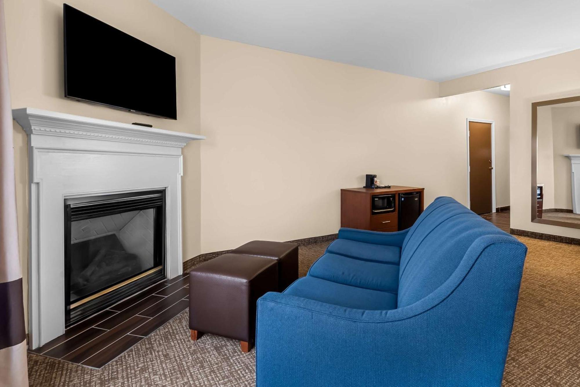 ג'קסונוויל Comfort Suites Near Camp Lejeune מראה חיצוני תמונה
