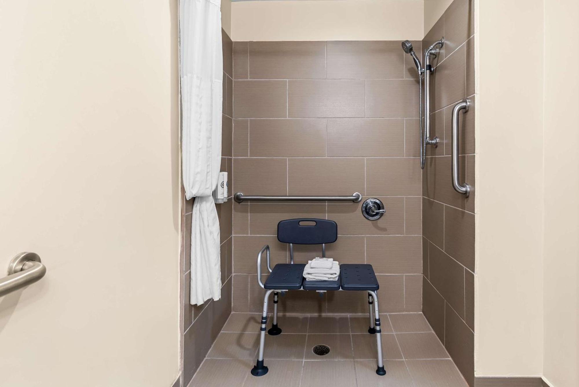 ג'קסונוויל Comfort Suites Near Camp Lejeune מראה חיצוני תמונה